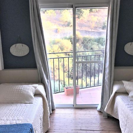 Apartamento Junto Al Rio En Entrada Ruta Cahorros Monachil Bagian luar foto