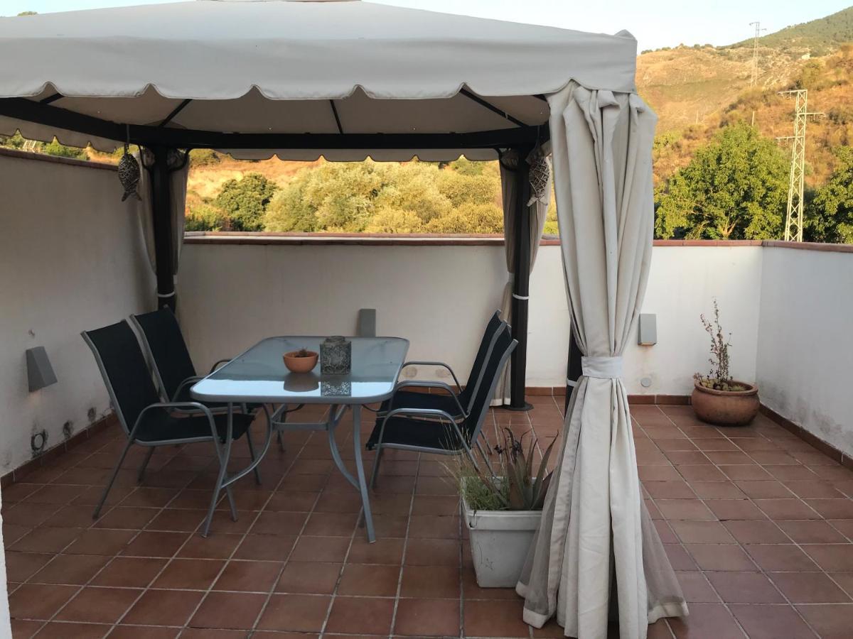 Apartamento Junto Al Rio En Entrada Ruta Cahorros Monachil Bagian luar foto